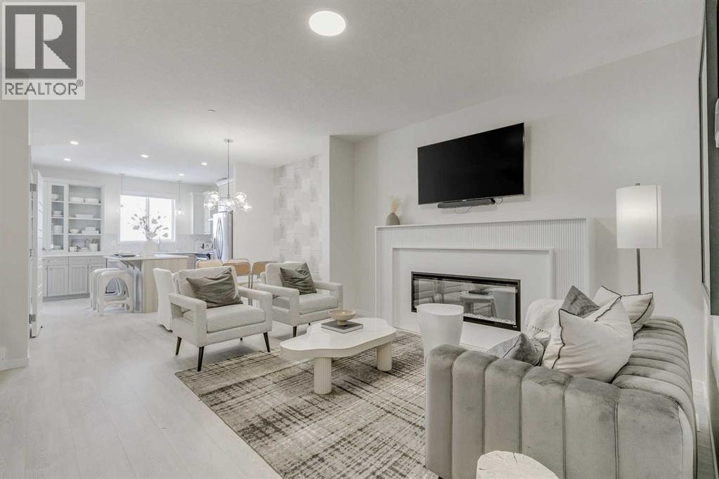 80 Lucas Common Nw, Calgary, Alberta  T3P 2B4 - Photo 2 - A2272511