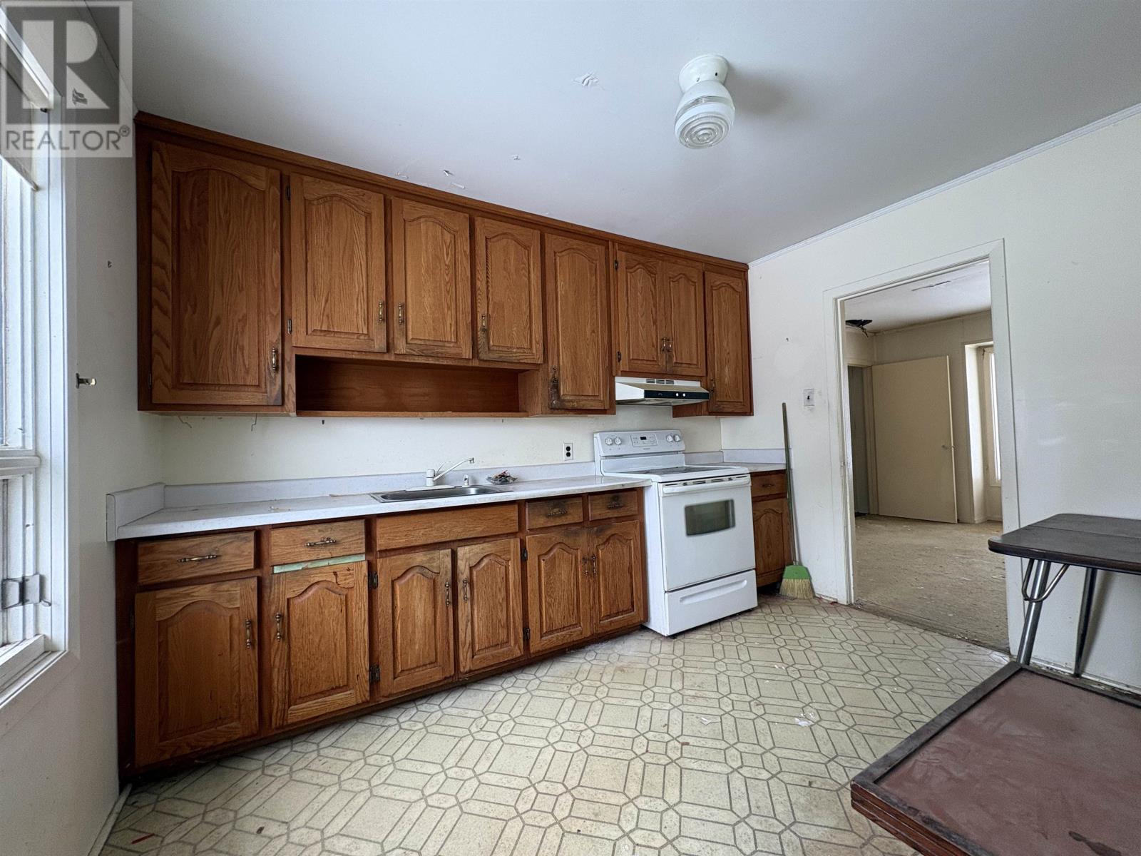 609 Second St W, Fort Frances, Ontario  P9A 2Z6 - Photo 3 - TB2600098