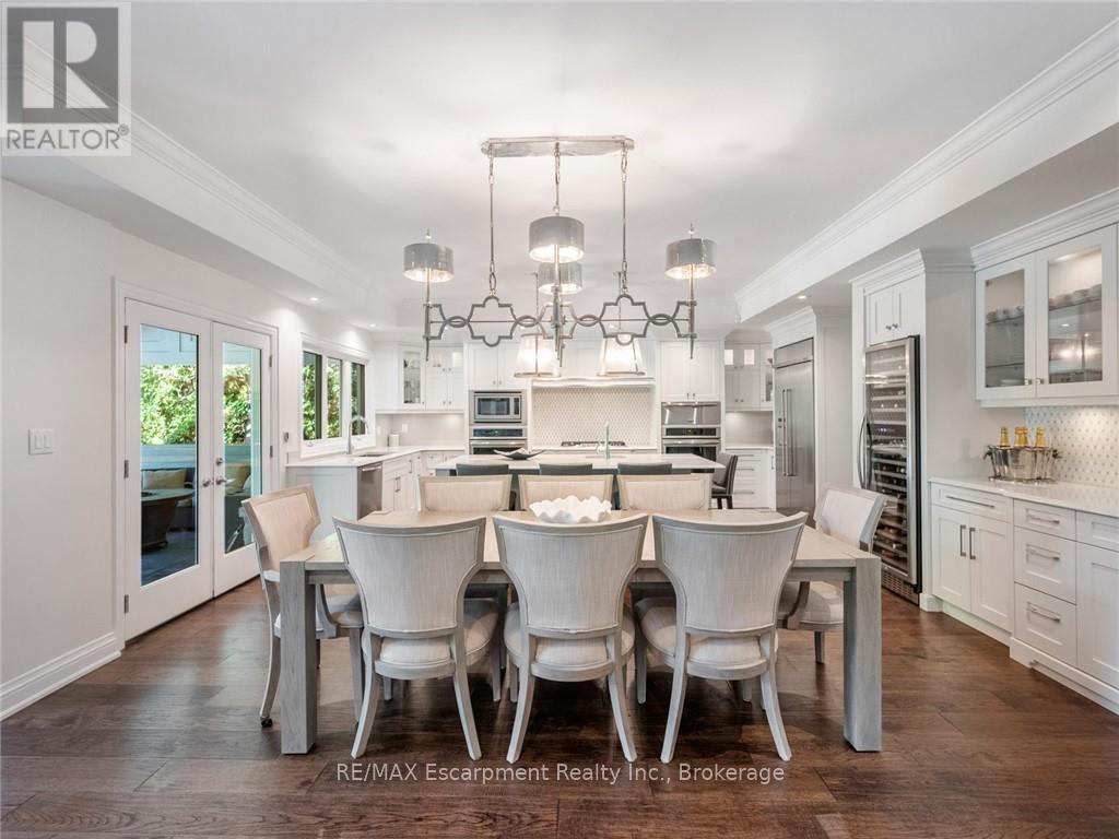 3087 Lakeshore Road, Burlington, Ontario  L7N 1A3 - Photo 10 - W12715682