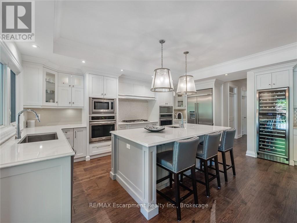 3087 Lakeshore Road, Burlington, Ontario  L7N 1A3 - Photo 16 - W12715682