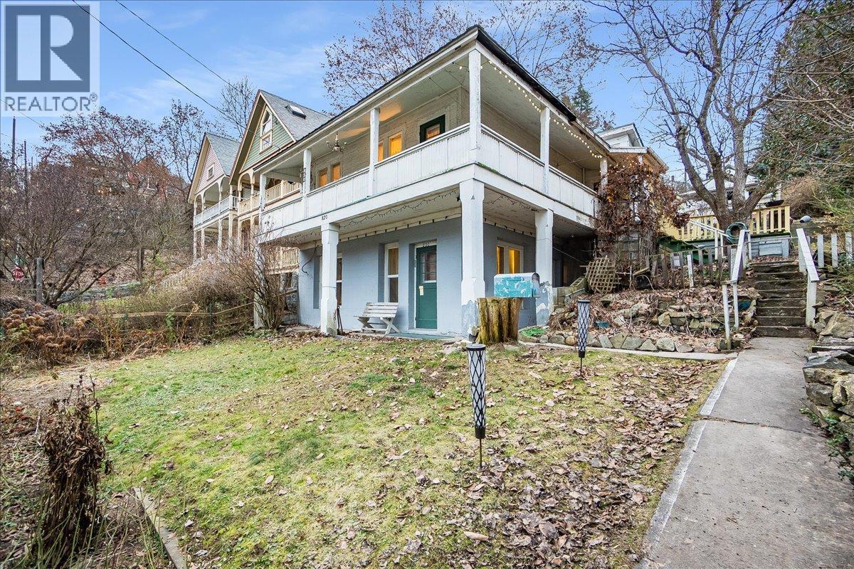 820 Victoria Street, Nelson, British Columbia