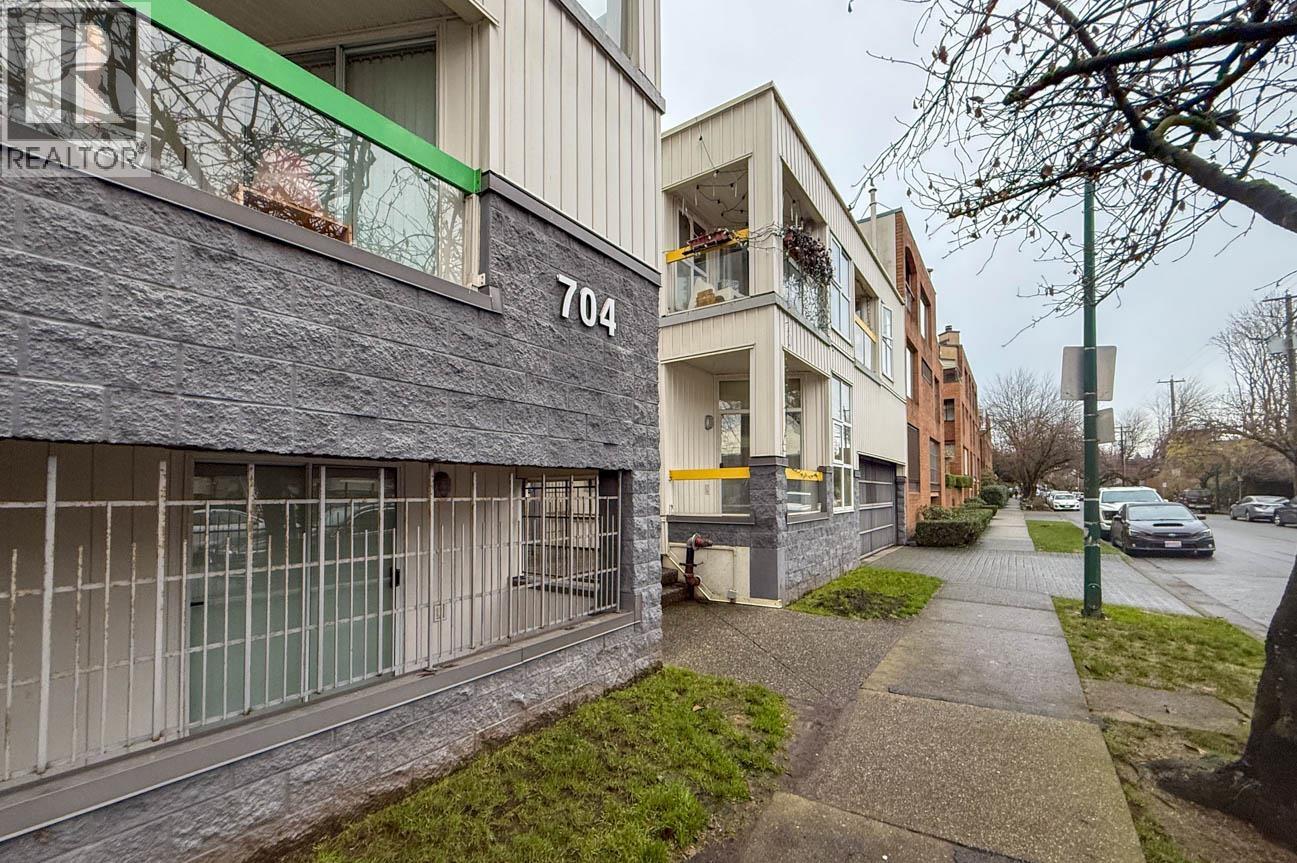 10 704 W 7th Avenue, Vancouver, British Columbia  V5Z 1B8 - Photo 31 - R3081707