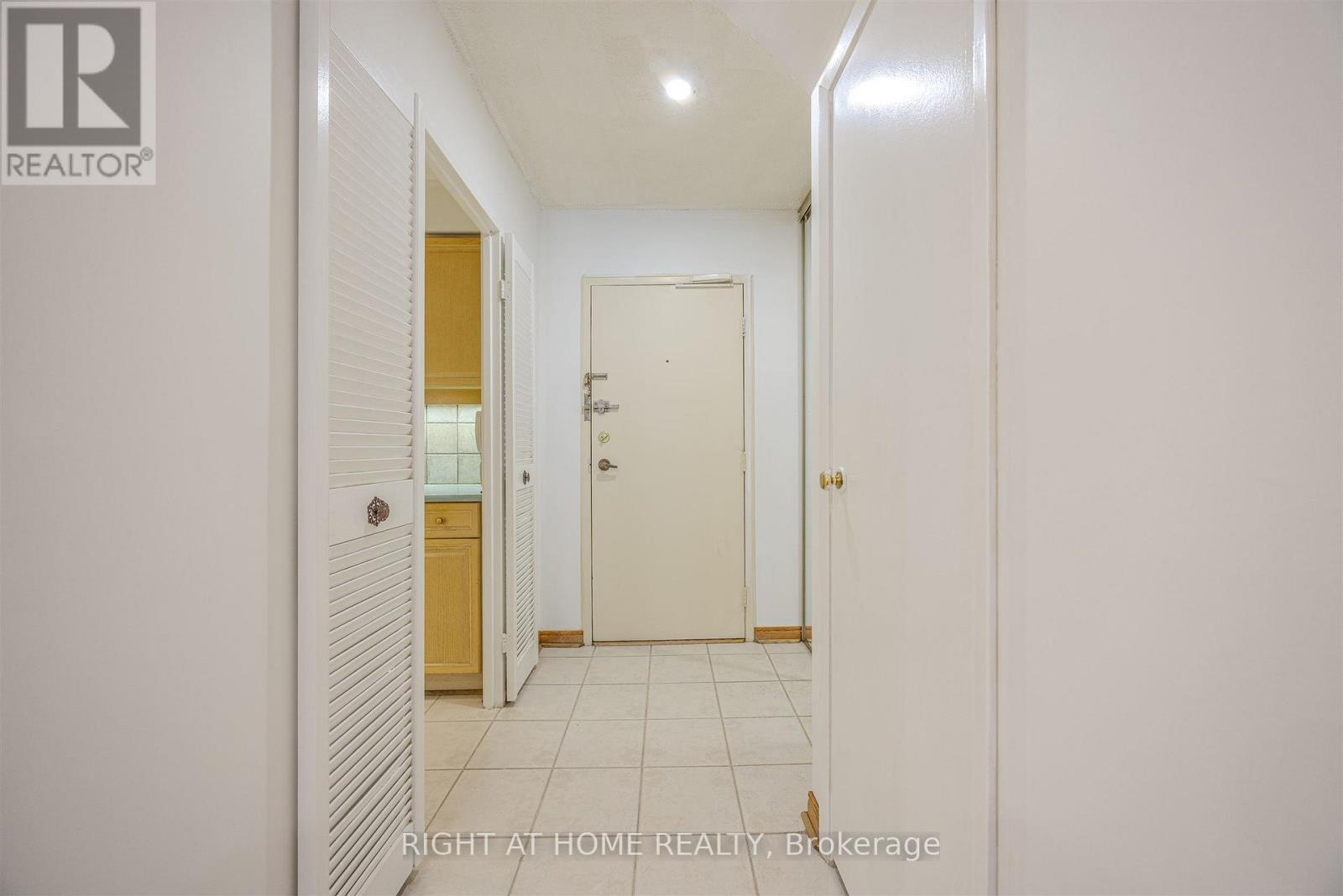 157 - 4005 Don Mills Road, Toronto, Ontario  M2H 3J9 - Photo 7 - C12715646