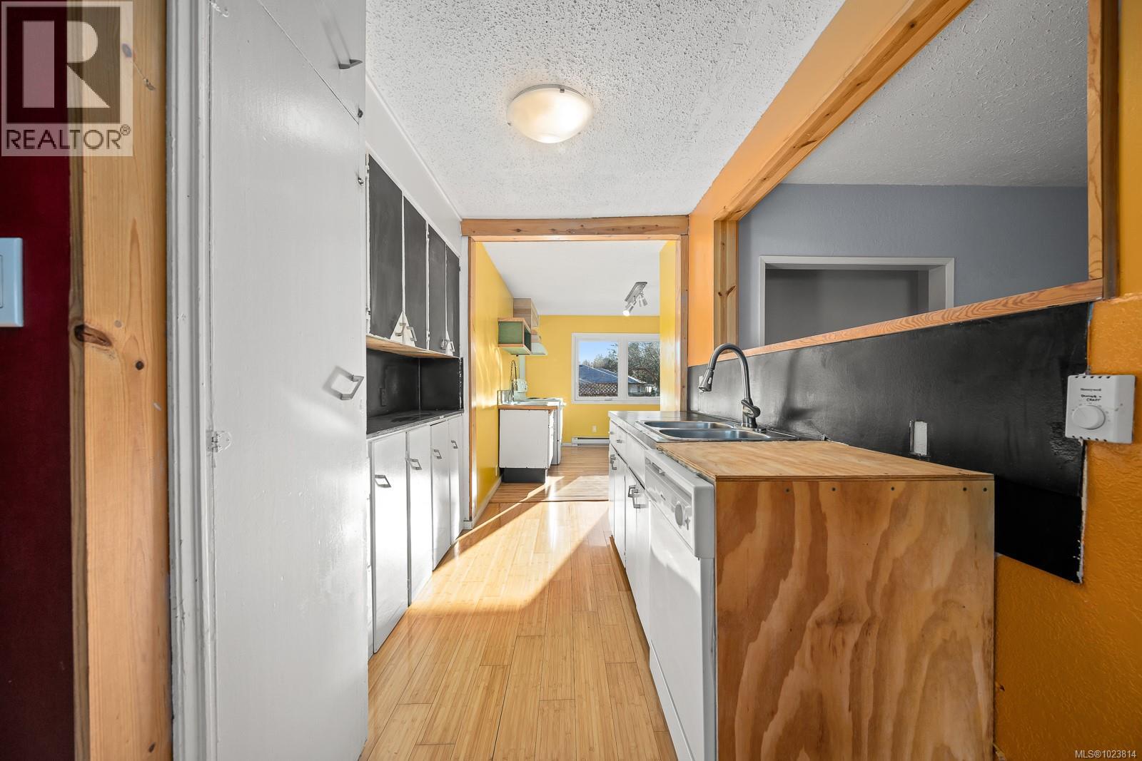 1120 5th St, Courtenay, British Columbia  V9N 1L6 - Photo 40 - 1023814