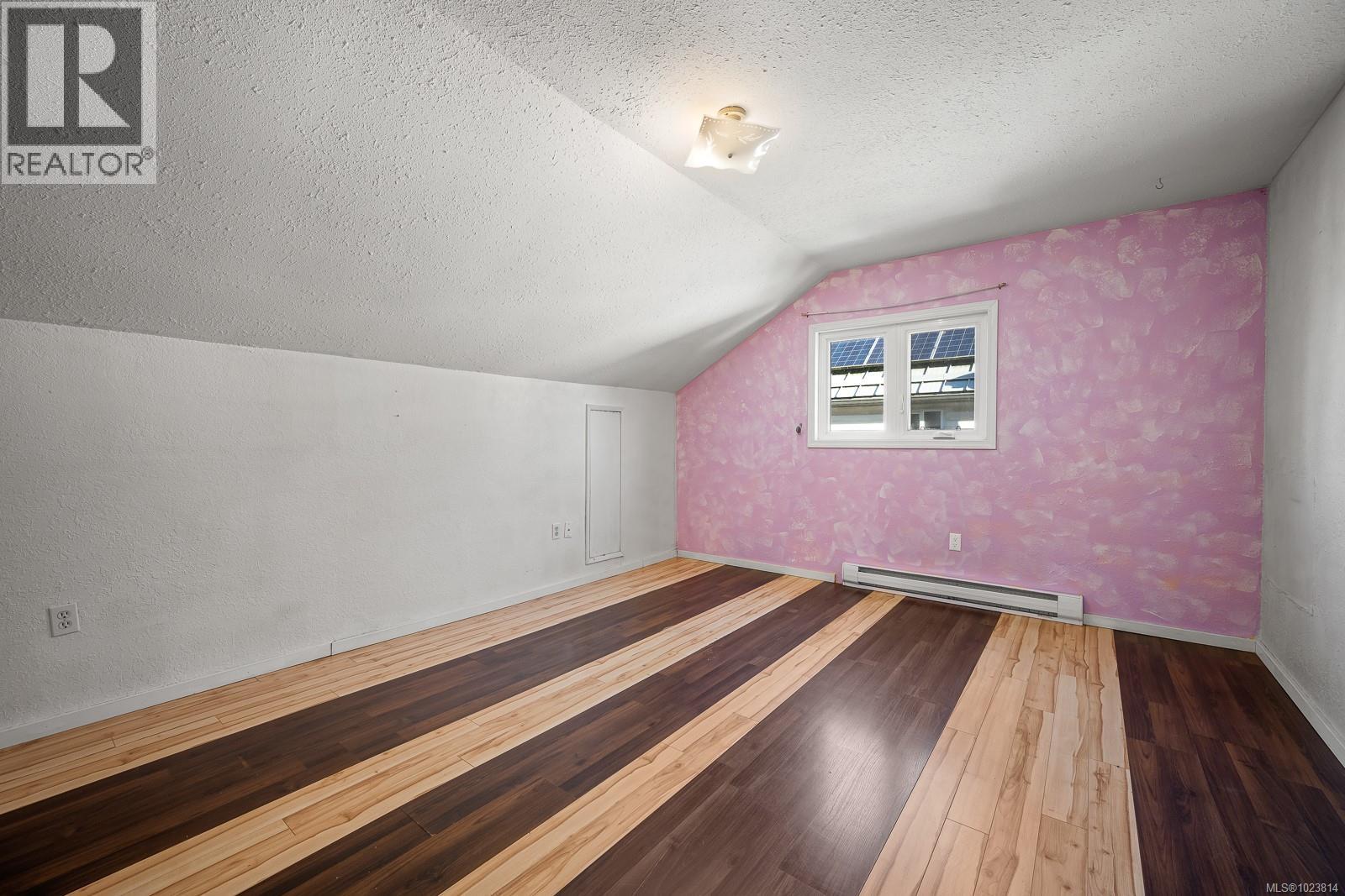 1120 5th St, Courtenay, British Columbia  V9N 1L6 - Photo 33 - 1023814