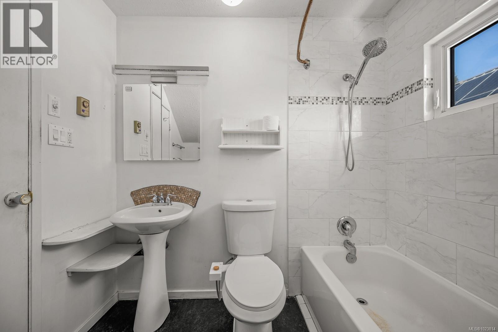 1120 5th St, Courtenay, British Columbia  V9N 1L6 - Photo 44 - 1023814