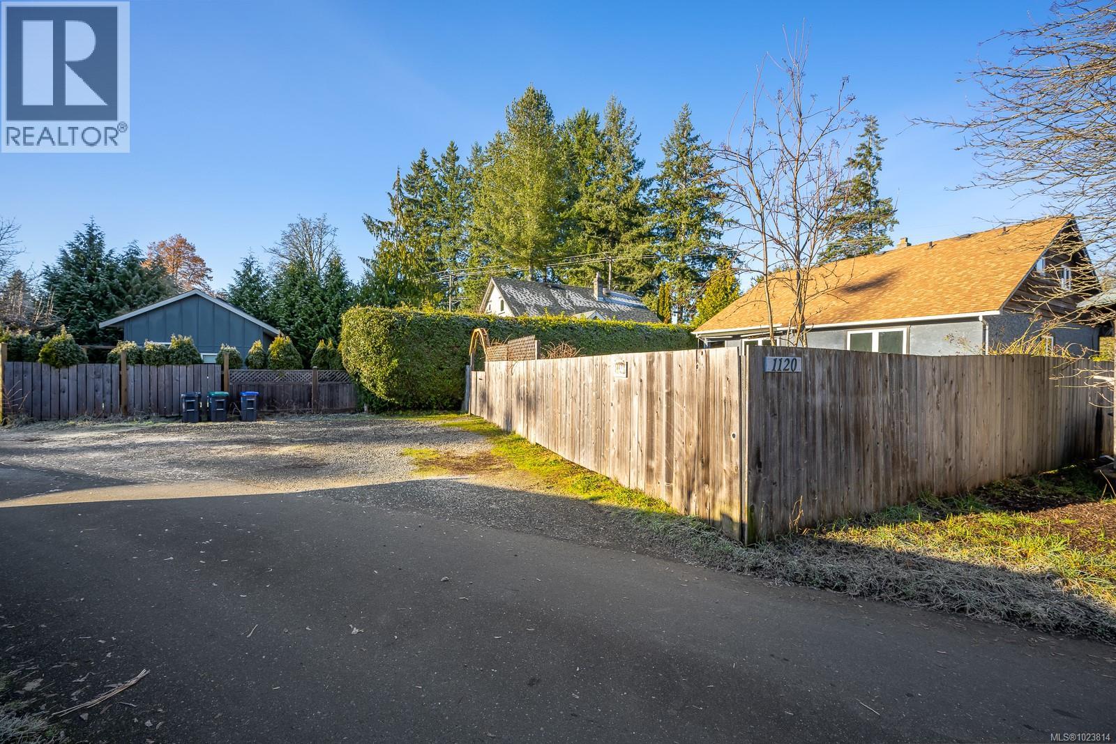 1120 5th St, Courtenay, British Columbia  V9N 1L6 - Photo 5 - 1023814