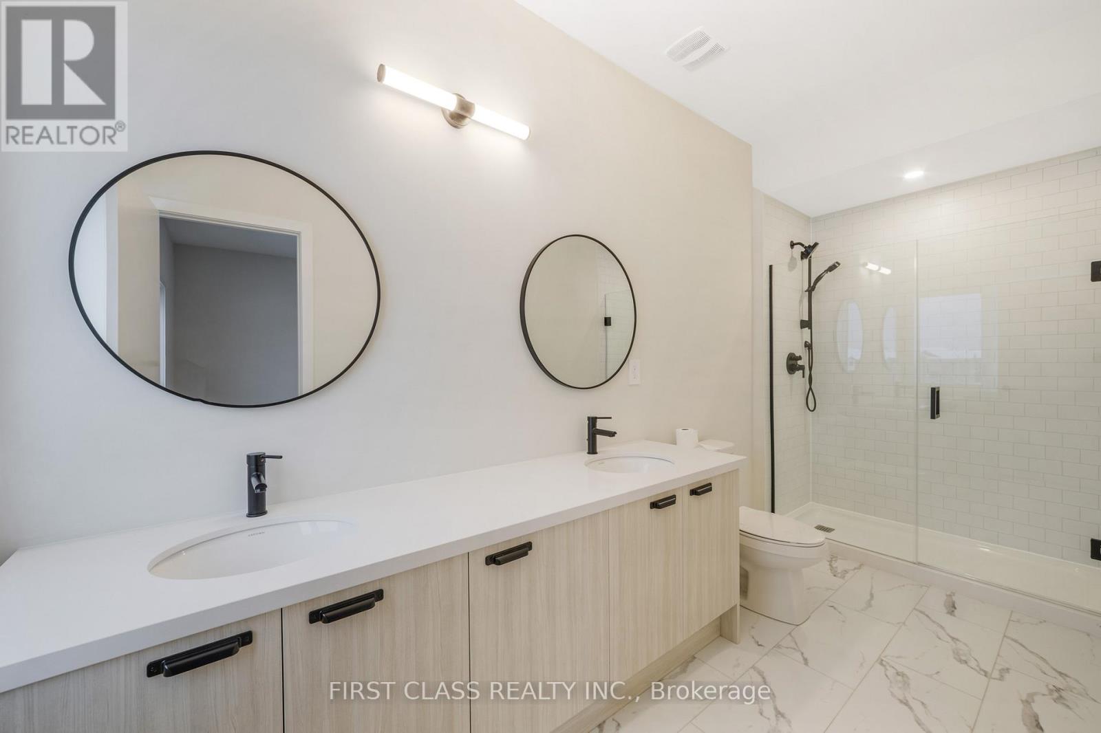 6 Honey Milk Lane, Richmond Hill, Ontario  L4B 0J5 - Photo 10 - N12715680