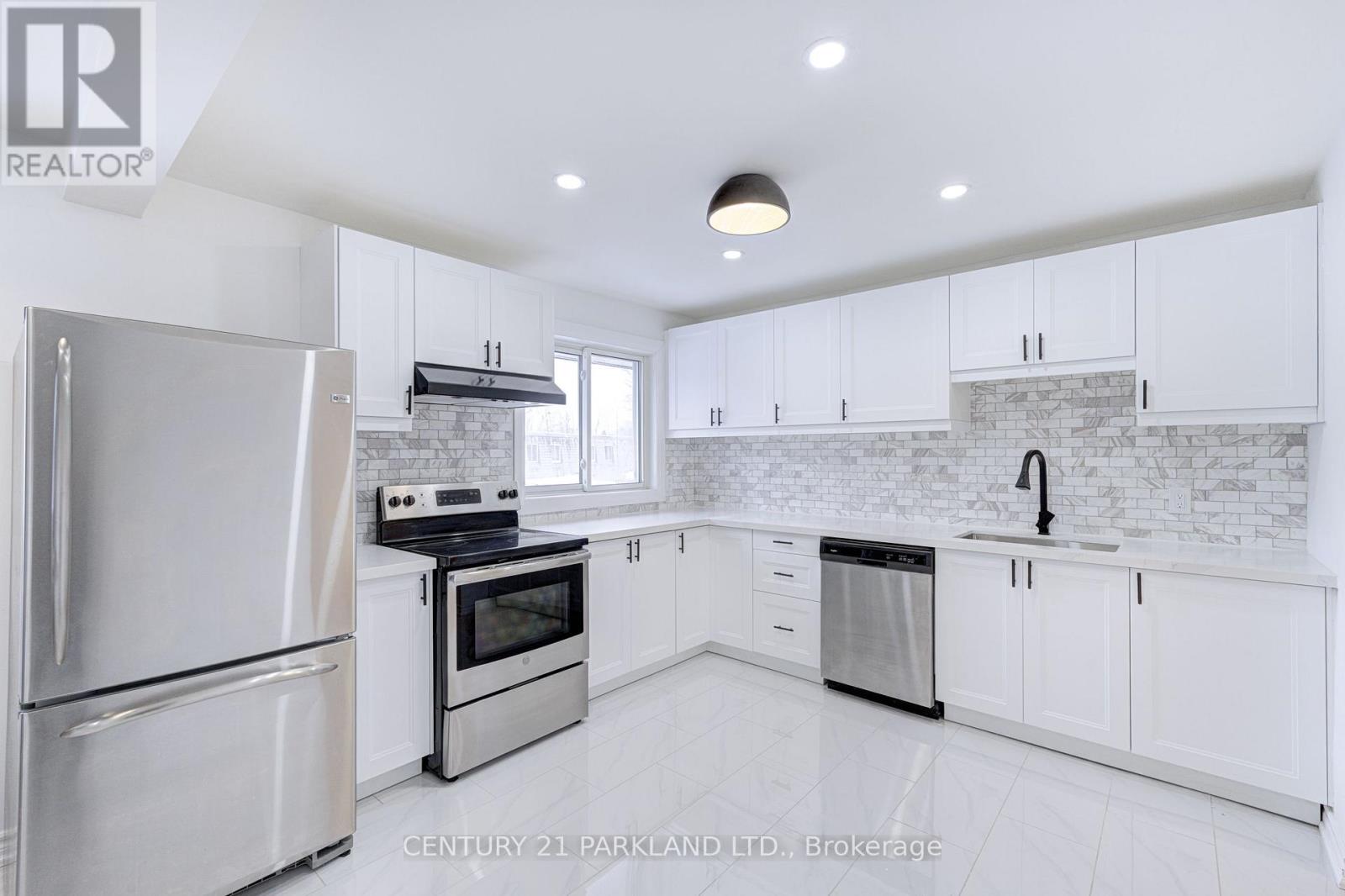 #83 - 2145 Sherobee Road, Mississauga, Ontario  L5A 3G8 - Photo 11 - W12715644