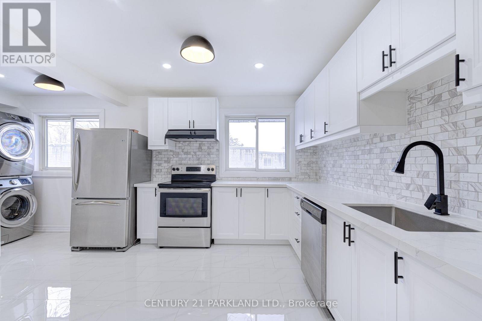 #83 - 2145 Sherobee Road, Mississauga, Ontario  L5A 3G8 - Photo 15 - W12715644