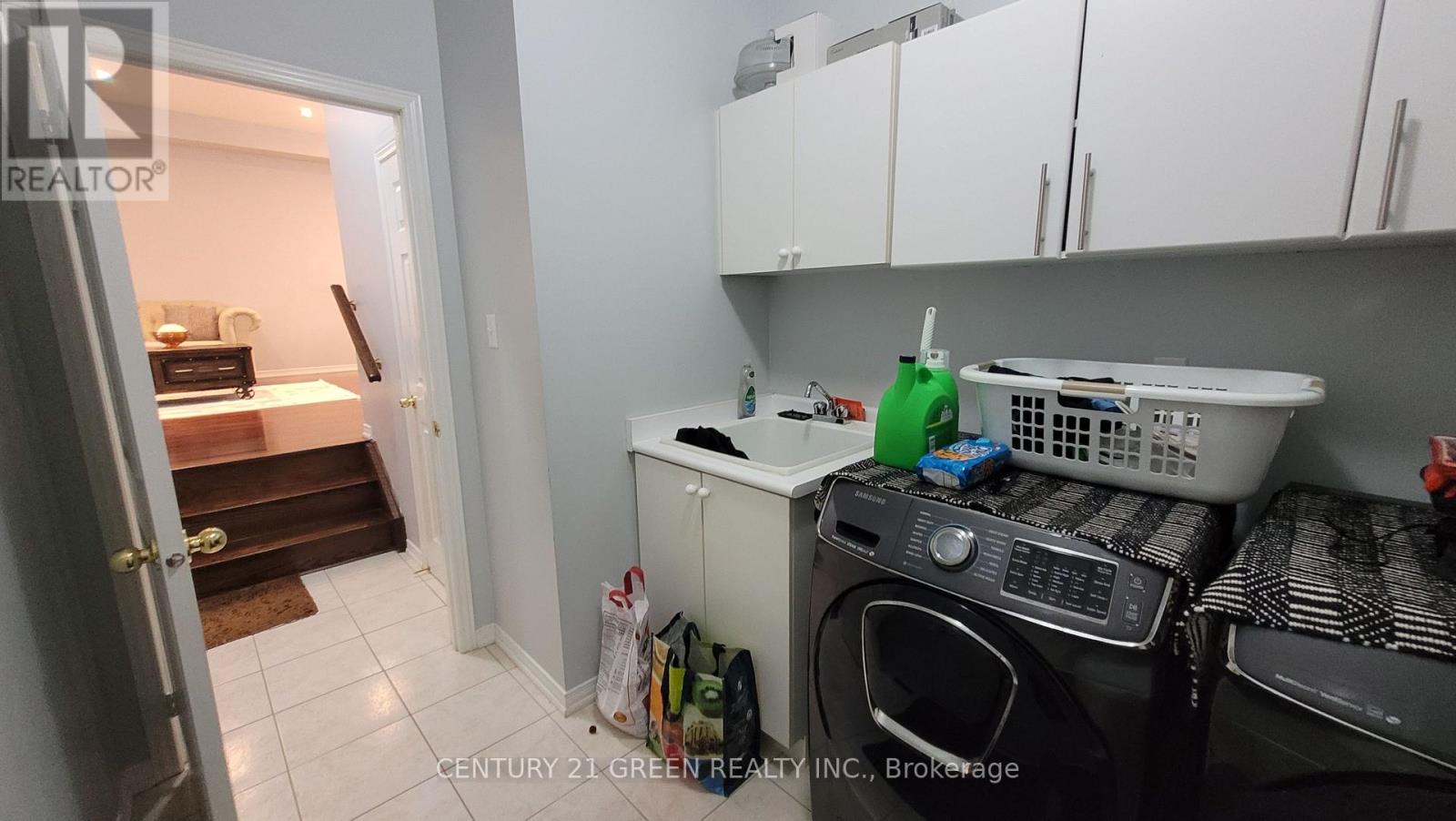 54 Cape Dorset Crescent, Brampton, Ontario  L6R 3L2 - Photo 13 - W12715654