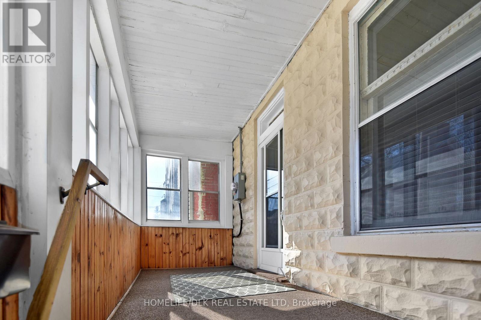 80 Perth Street, Brockville, Ontario  K6V 5C7 - Photo 3 - X12448984