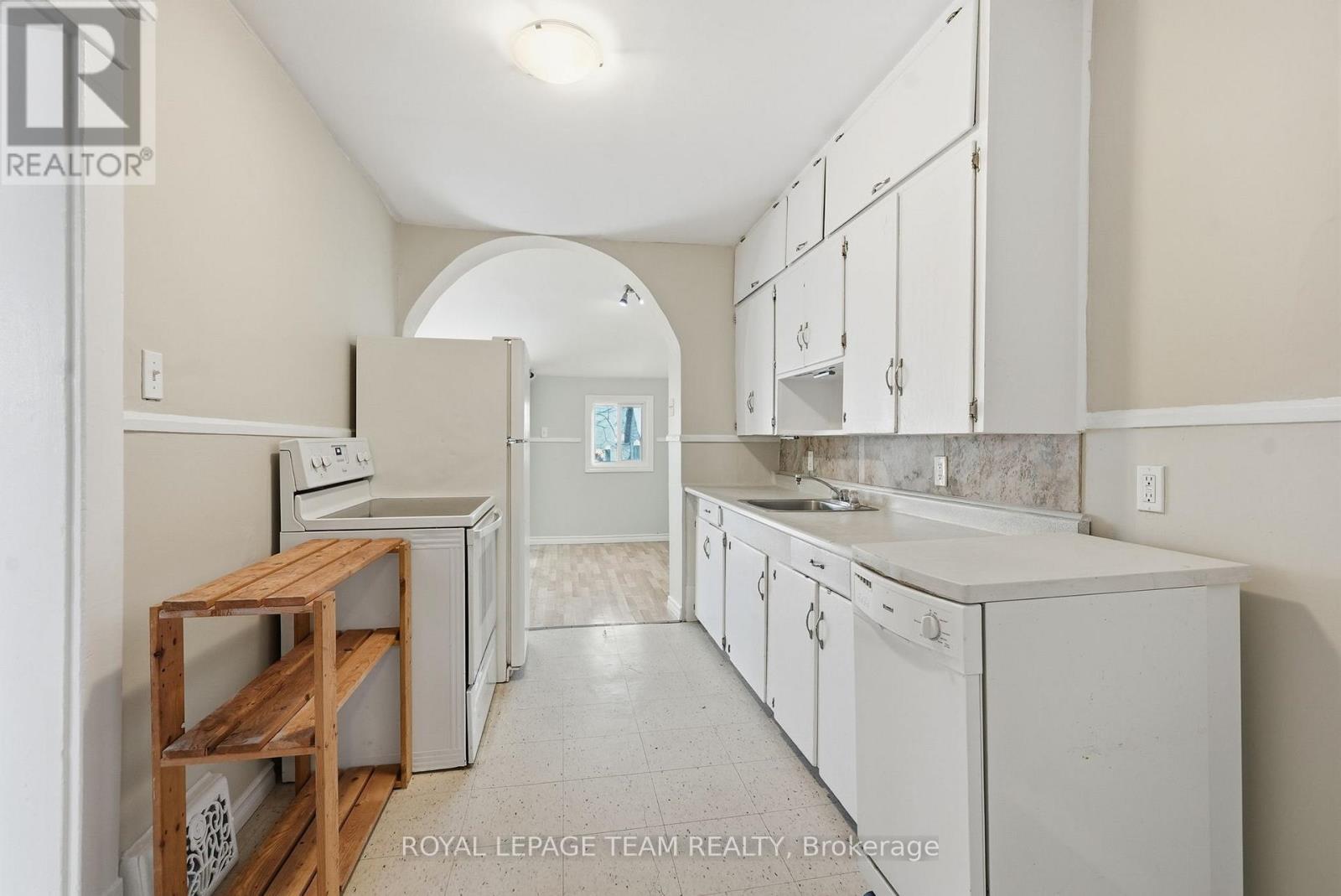 219 James Street E, Brockville, Ontario  K6V 1L7 - Photo 14 - X12567608