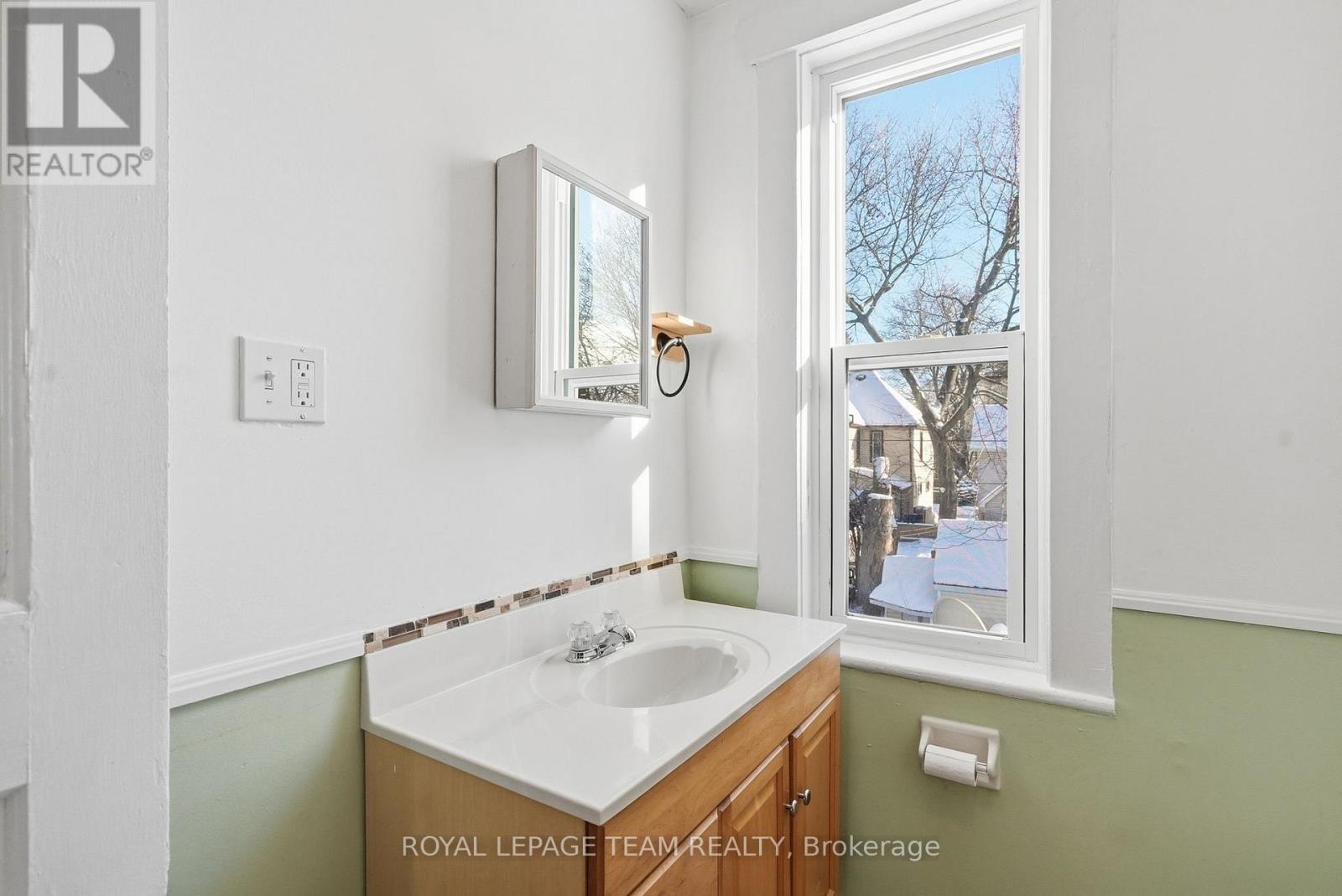 219 James Street E, Brockville, Ontario  K6V 1L7 - Photo 23 - X12567608