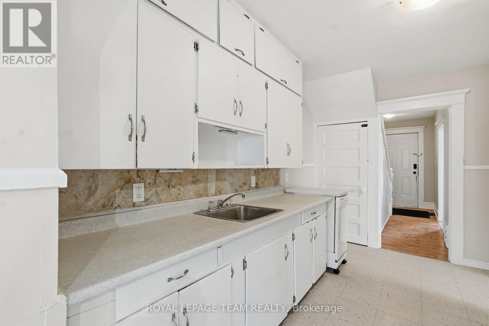 219 James Street E, Brockville, Ontario  K6V 1L7 - Photo 13 - X12567608