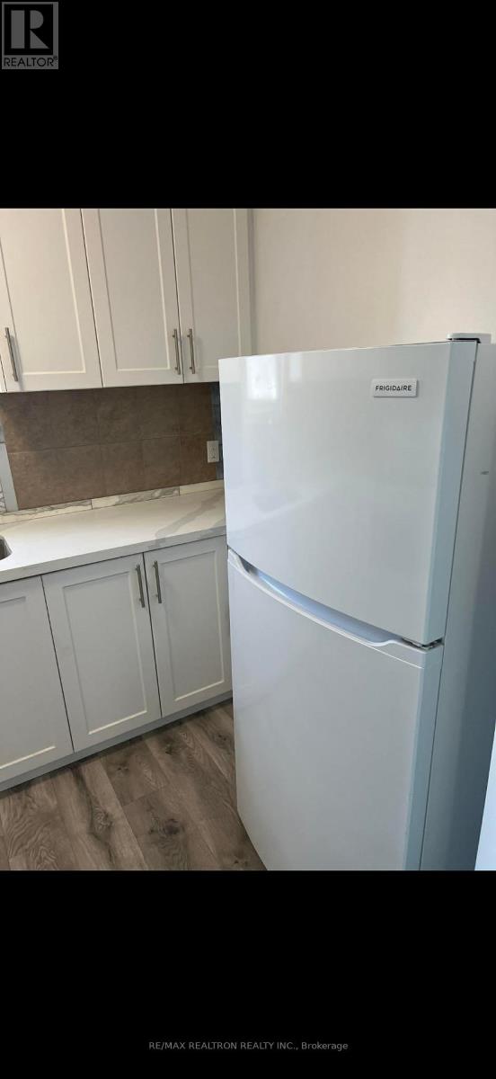 28 Mccoll Street, Quinte West, Ontario  K8V 5L3 - Photo 8 - X12715638