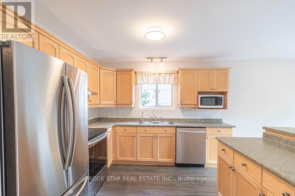 9872 Florence Street, Southwold, Ontario  N5P 4L3 - Photo 7 - X12715684