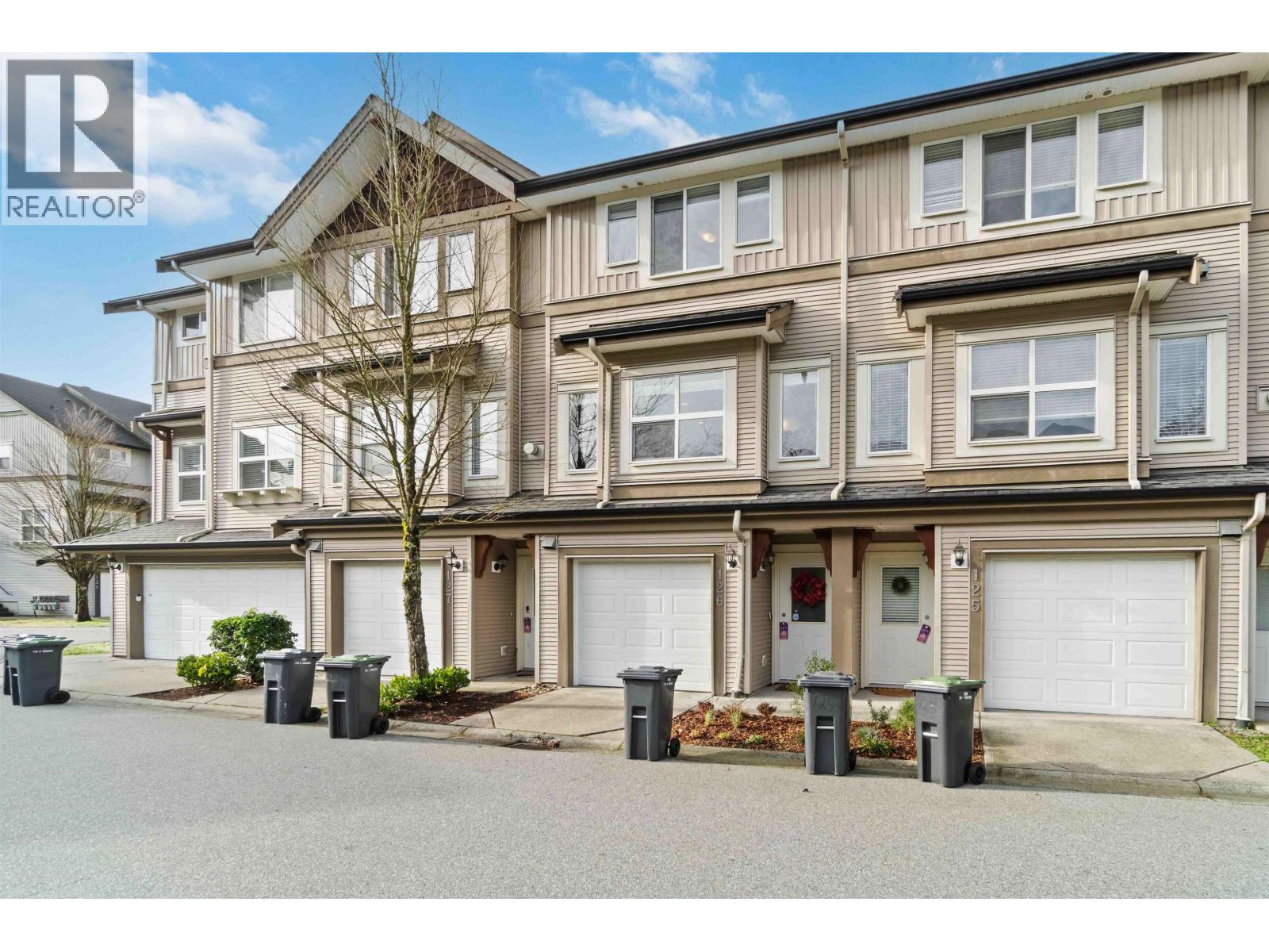 126 1055 Riverwood Gate, Port Coquitlam, British Columbia  V3B 8C3 - Photo 2 - R3081702