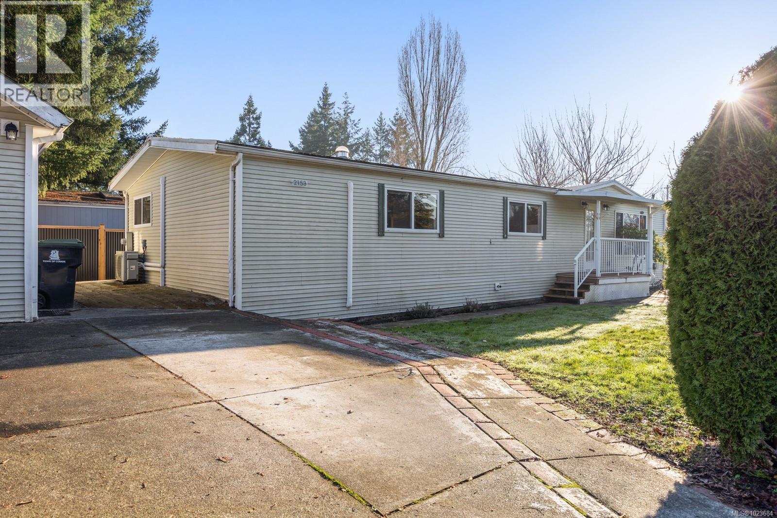 2153 Stadacona Dr, Comox, British Columbia  V9M 3P9 - Photo 29 - 1023684