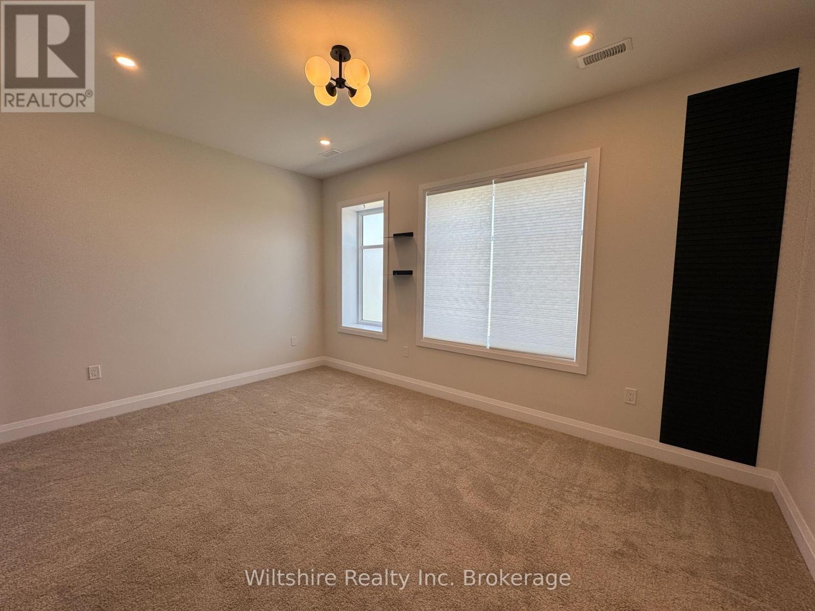 1105 - 361 Quarter Town Line, Tillsonburg, Ontario  N4G 0K2 - Photo 10 - X12709848