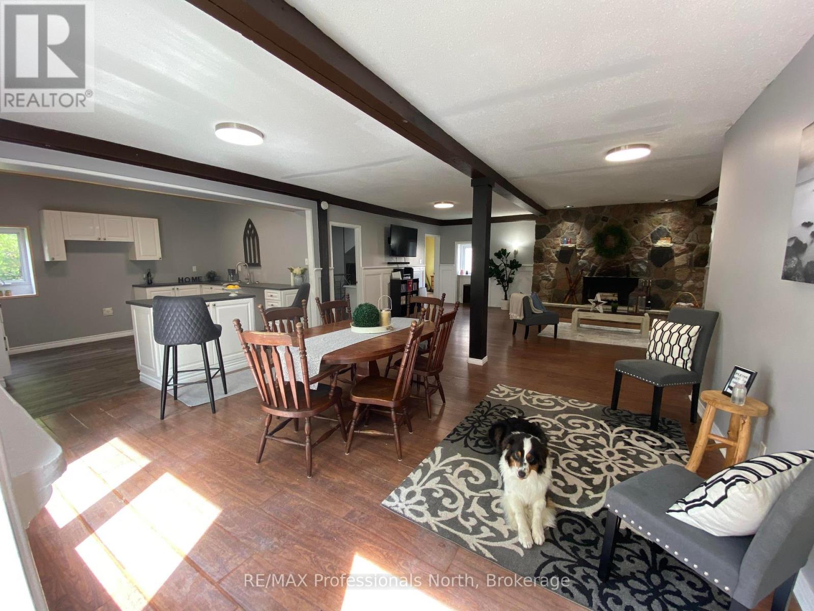 204 Mineral Springs Road, Huntsville, Ontario  P1H 2N5 - Photo 5 - X12715692