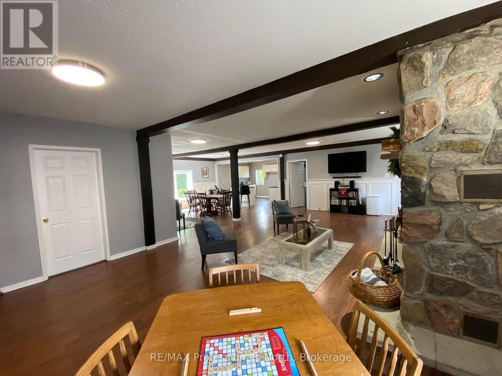 204 Mineral Springs Road, Huntsville, Ontario  P1H 2N5 - Photo 8 - X12715692