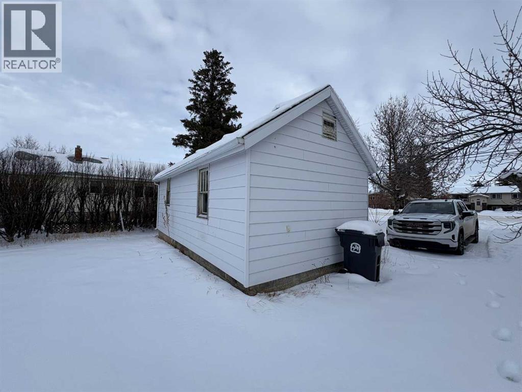 316 Broadway Street N, Raymond, Alberta  T0K 2S0 - Photo 17 - A2273582