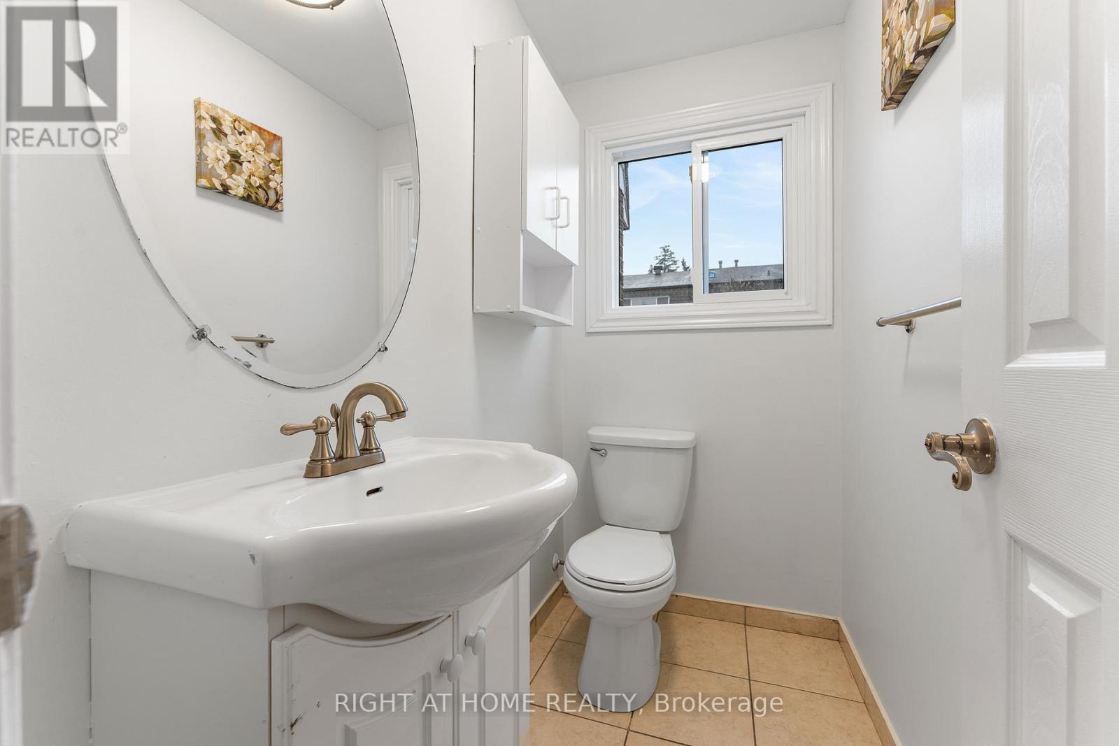 32 - 2296 Orient Park Drive, Ottawa, Ontario  K1B 4N6 - Photo 16 - X12715700