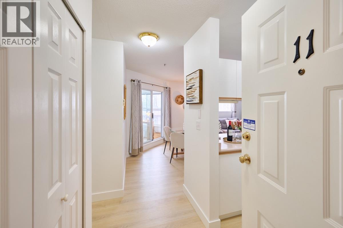 11 1328 W 73rd Avenue, Vancouver, British Columbia  V6P 3E7 - Photo 2 - R3081716