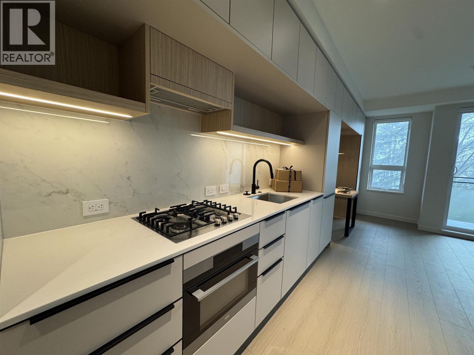 510 125 Albert St, Port Moody, British Columbia  V2H 0M8 - Photo 2 - R3081730