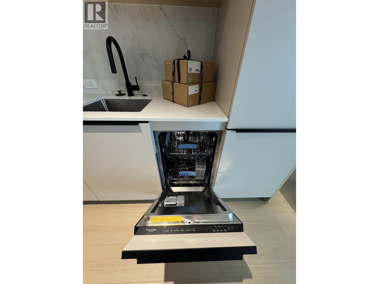 510 125 Albert St, Port Moody, British Columbia  V2H 0M8 - Photo 4 - R3081730