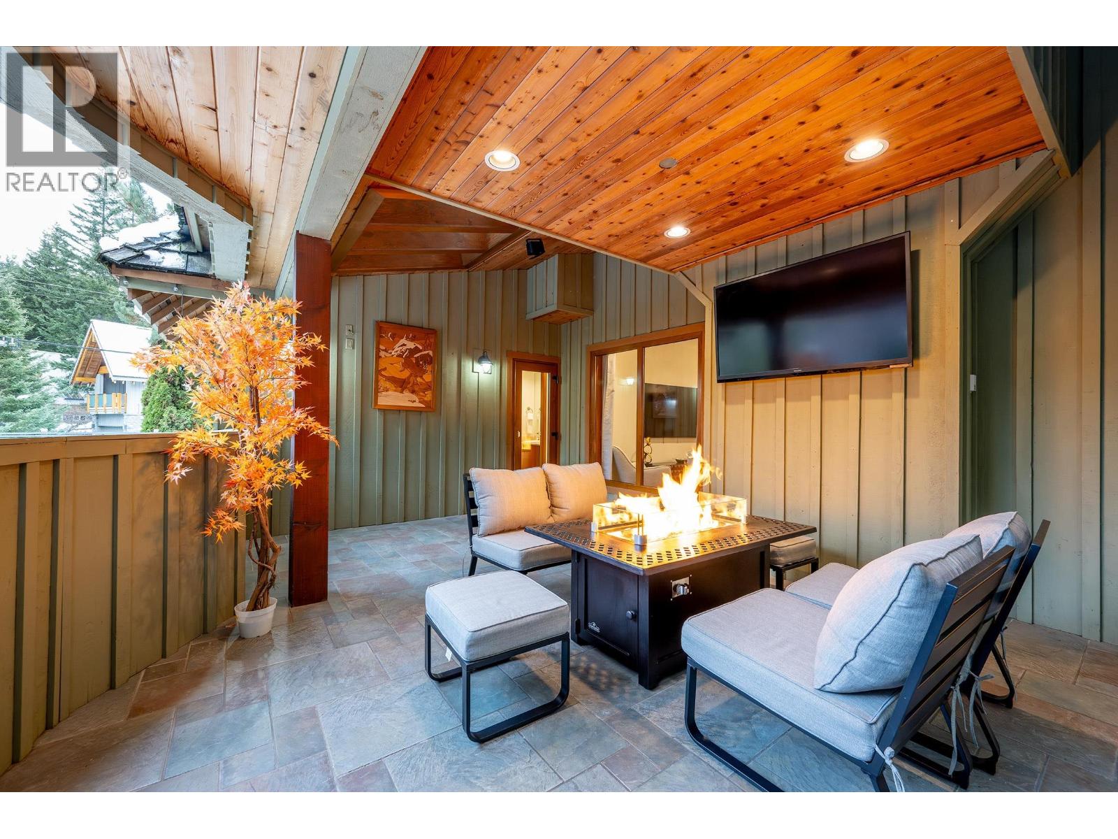 3012 Alpine Crescent, Whistler, British Columbia  V8E 0B8 - Photo 11 - C8075352