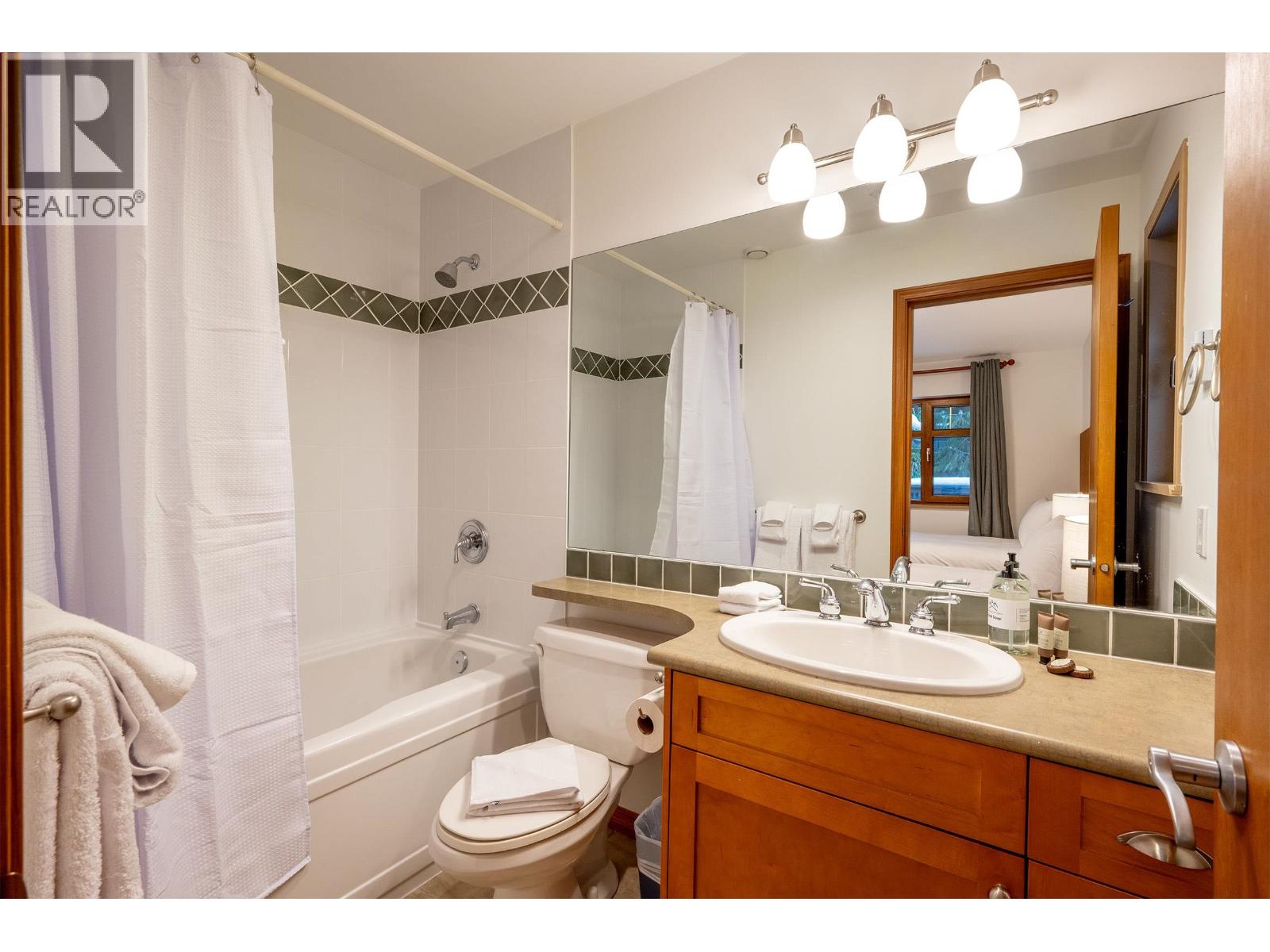 3012 Alpine Crescent, Whistler, British Columbia  V8E 0B8 - Photo 31 - C8075352