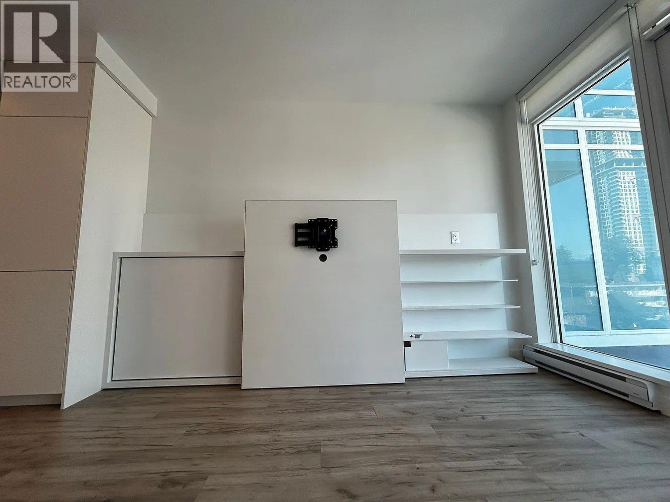 608 652 Whiting Way, Coquitlam, British Columbia  V3J 0K3 - Photo 6 - R3081700