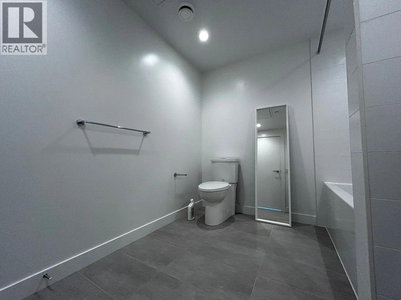 608 652 Whiting Way, Coquitlam, British Columbia  V3J 0K3 - Photo 23 - R3081700