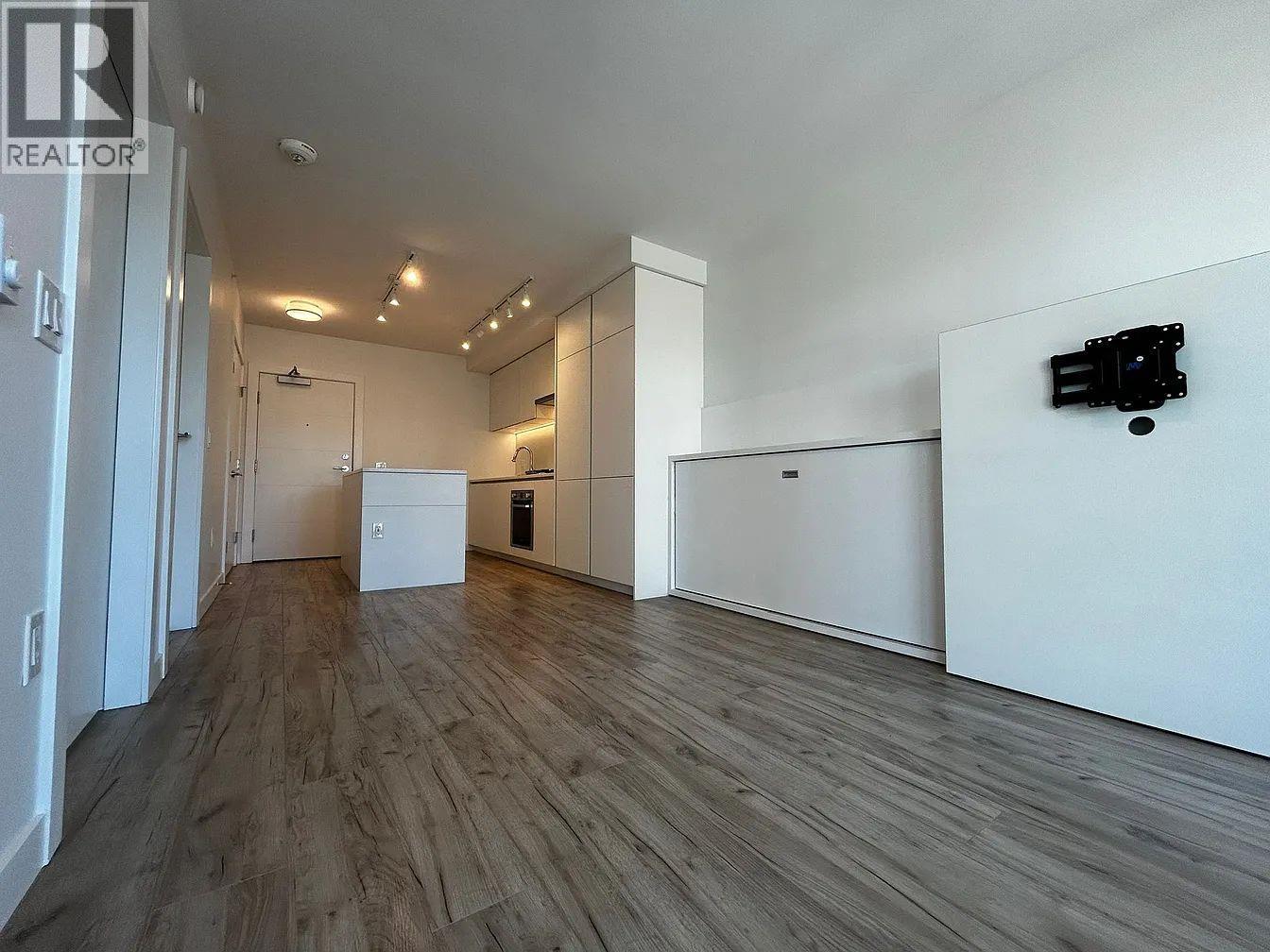 608 652 Whiting Way, Coquitlam, British Columbia  V3J 0K3 - Photo 5 - R3081700