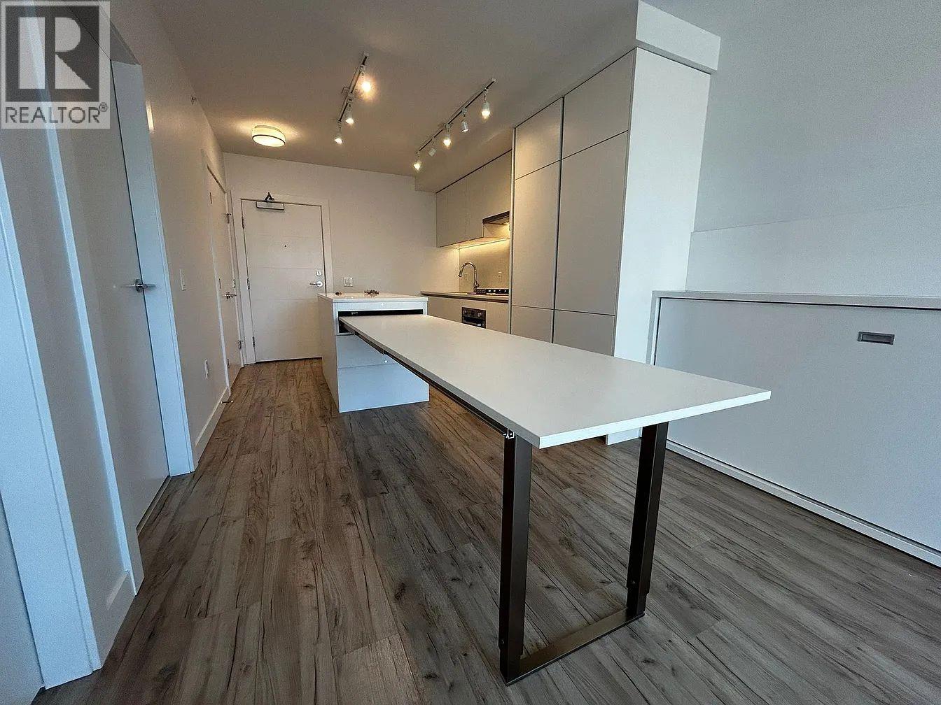 608 652 Whiting Way, Coquitlam, British Columbia  V3J 0K3 - Photo 12 - R3081700