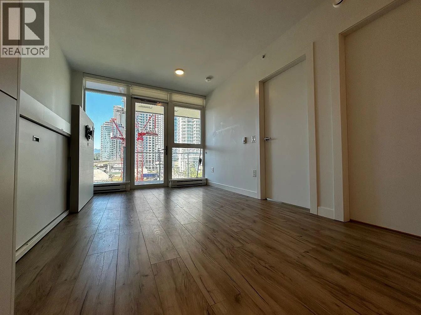 608 652 Whiting Way, Coquitlam, British Columbia  V3J 0K3 - Photo 3 - R3081700