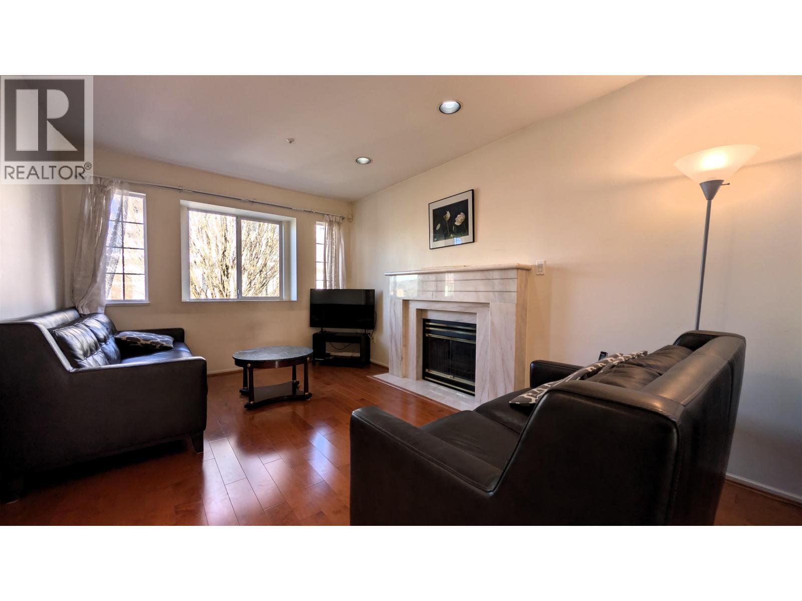 708 E 49th Avenue, Vancouver, British Columbia  V5W 2H4 - Photo 3 - R3080887