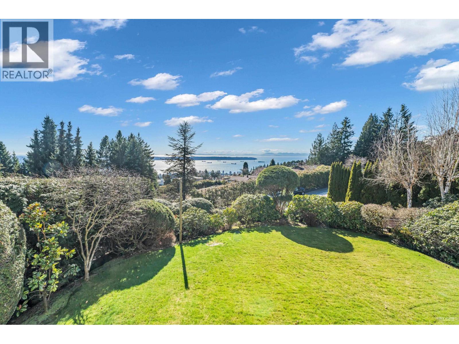 1407 Bramwell Road, West Vancouver, British Columbia  V7S 2N8 - Photo 19 - R3081636