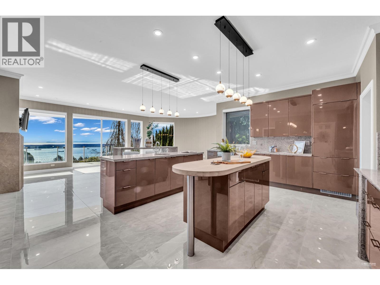 1407 Bramwell Road, West Vancouver, British Columbia  V7S 2N8 - Photo 9 - R3081636