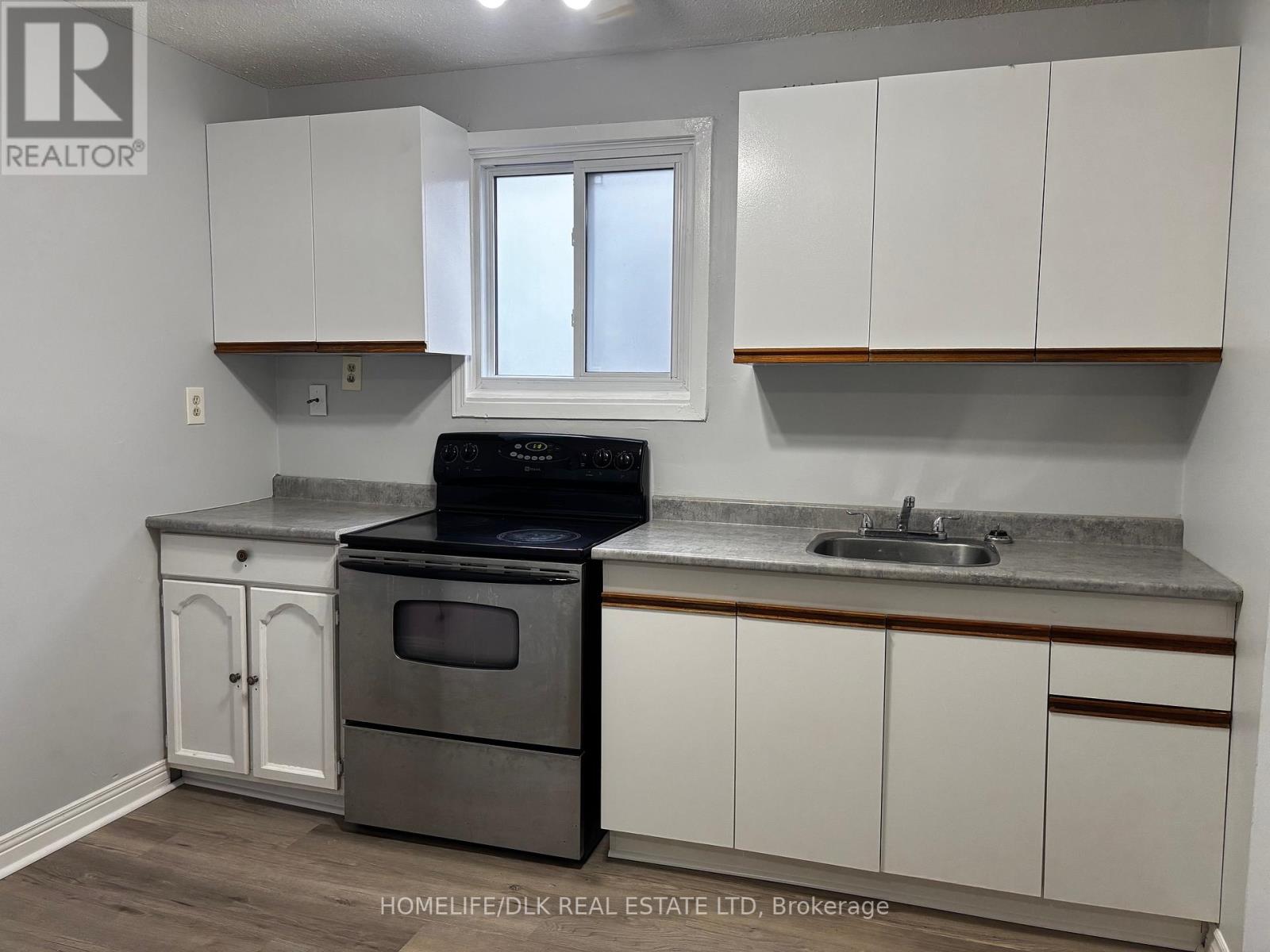 3 - 10 King Street E, Brockville, Ontario  K6V 1A9 - Photo 1 - X12640242