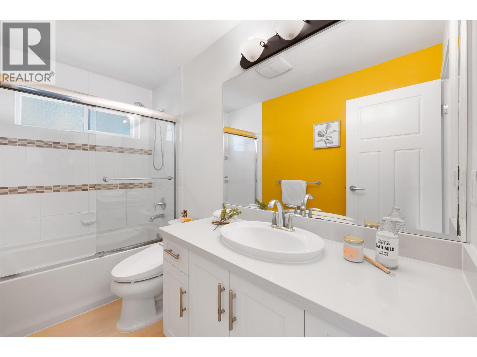 3376 Watkins Avenue, Coquitlam, British Columbia  V3E 0H5 - Photo 18 - R3081128