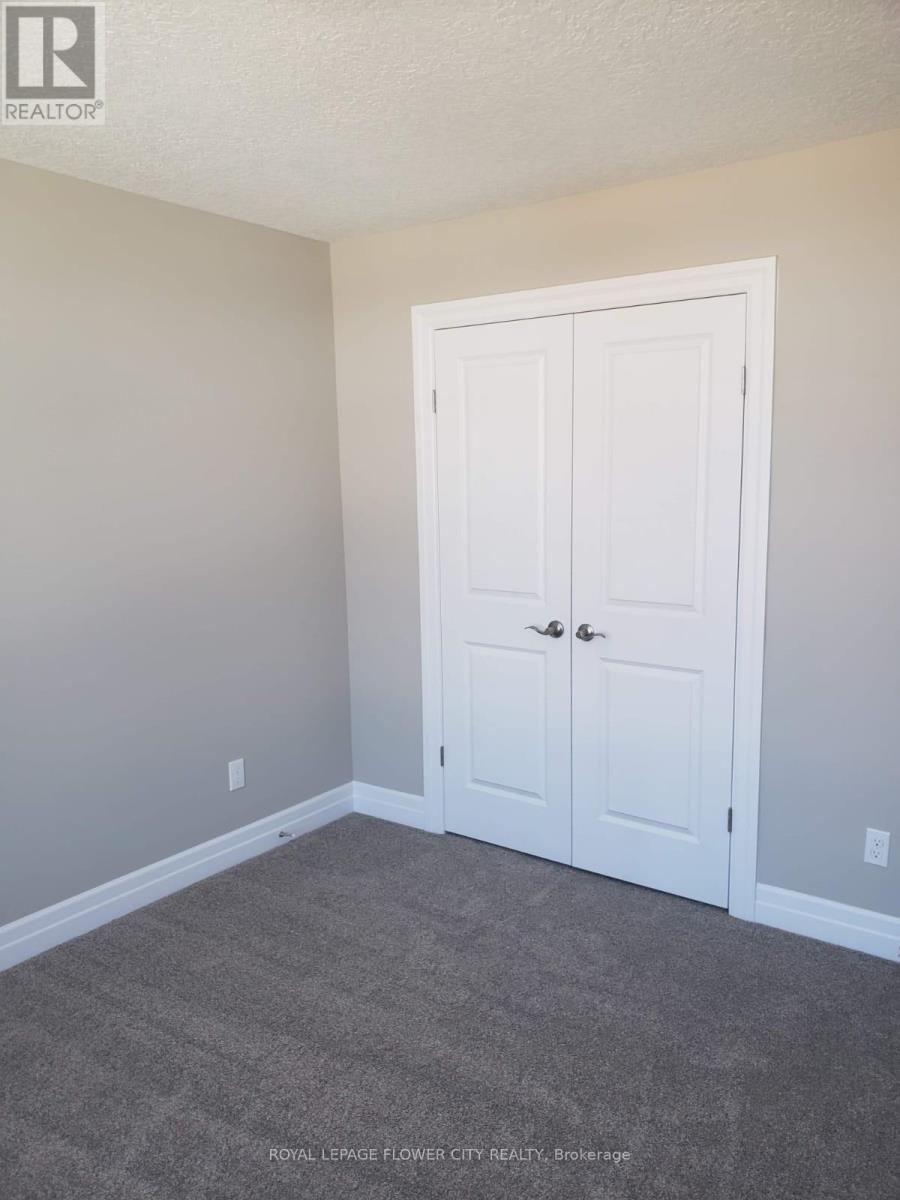 159 Forest Creek Drive, Kitchener, Ontario  N2R 0M1 - Photo 16 - X12715698