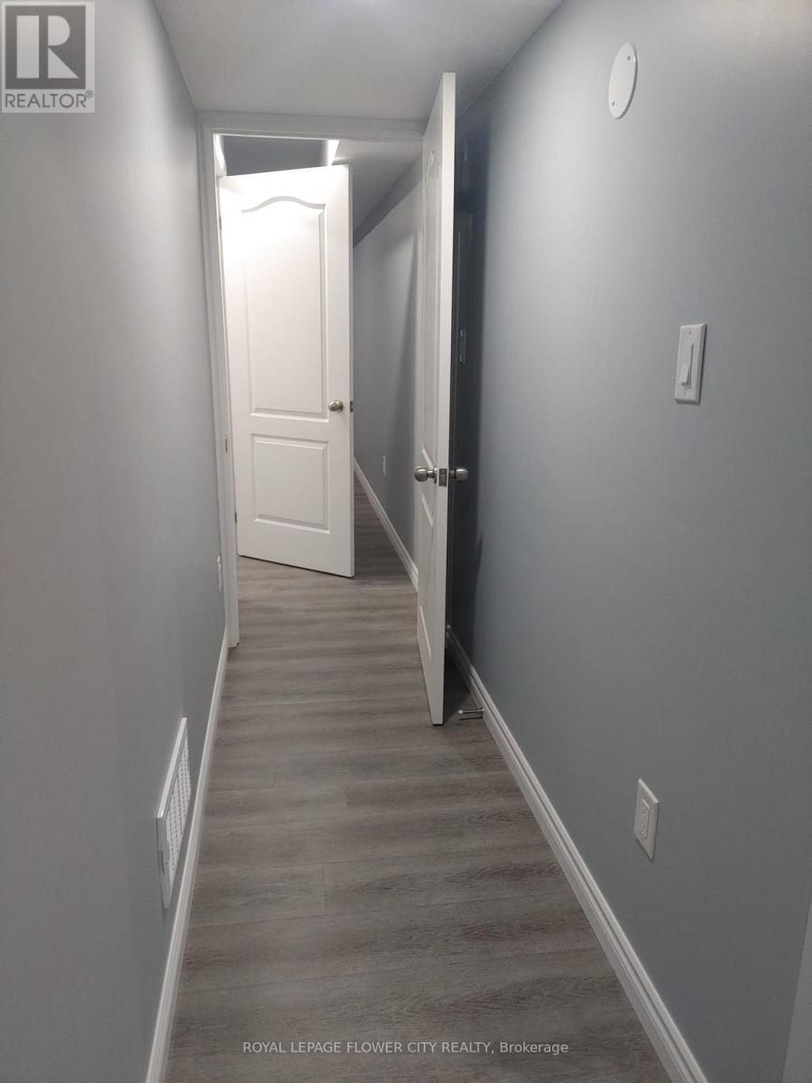 159 Forest Creek Drive, Kitchener, Ontario  N2R 0M1 - Photo 26 - X12715698