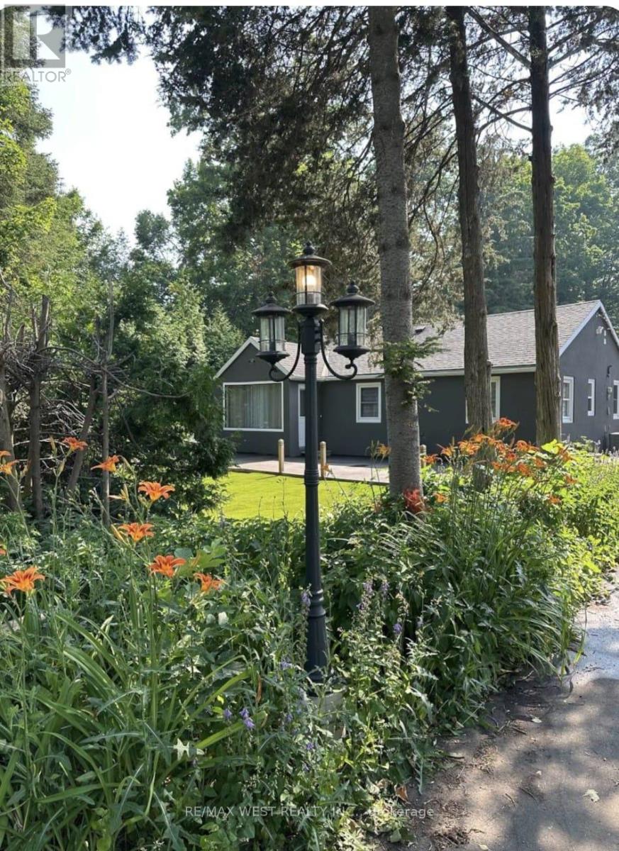 2020 Kate Avenue, Innisfil, Ontario  L9S 1Y2 - Photo 2 - N12705196