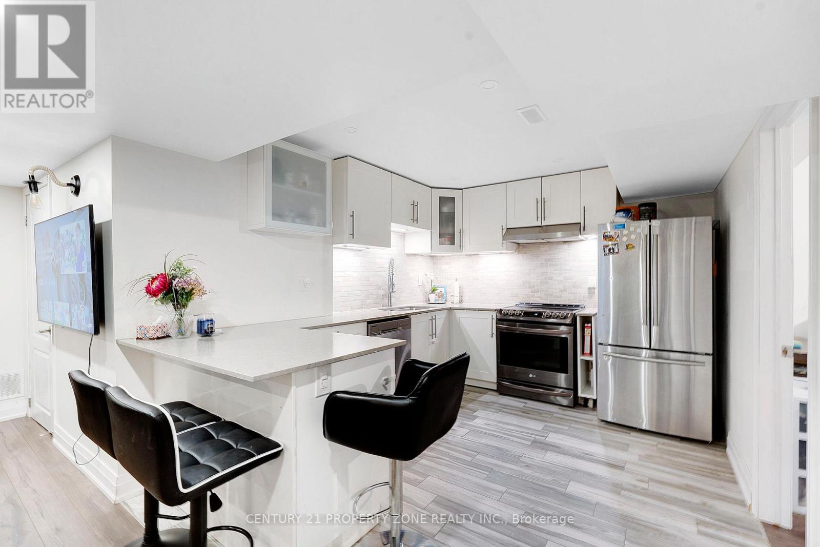 48 Gibbs Road, Brampton, Ontario  L7A 0Y5 - Photo 41 - W12713894