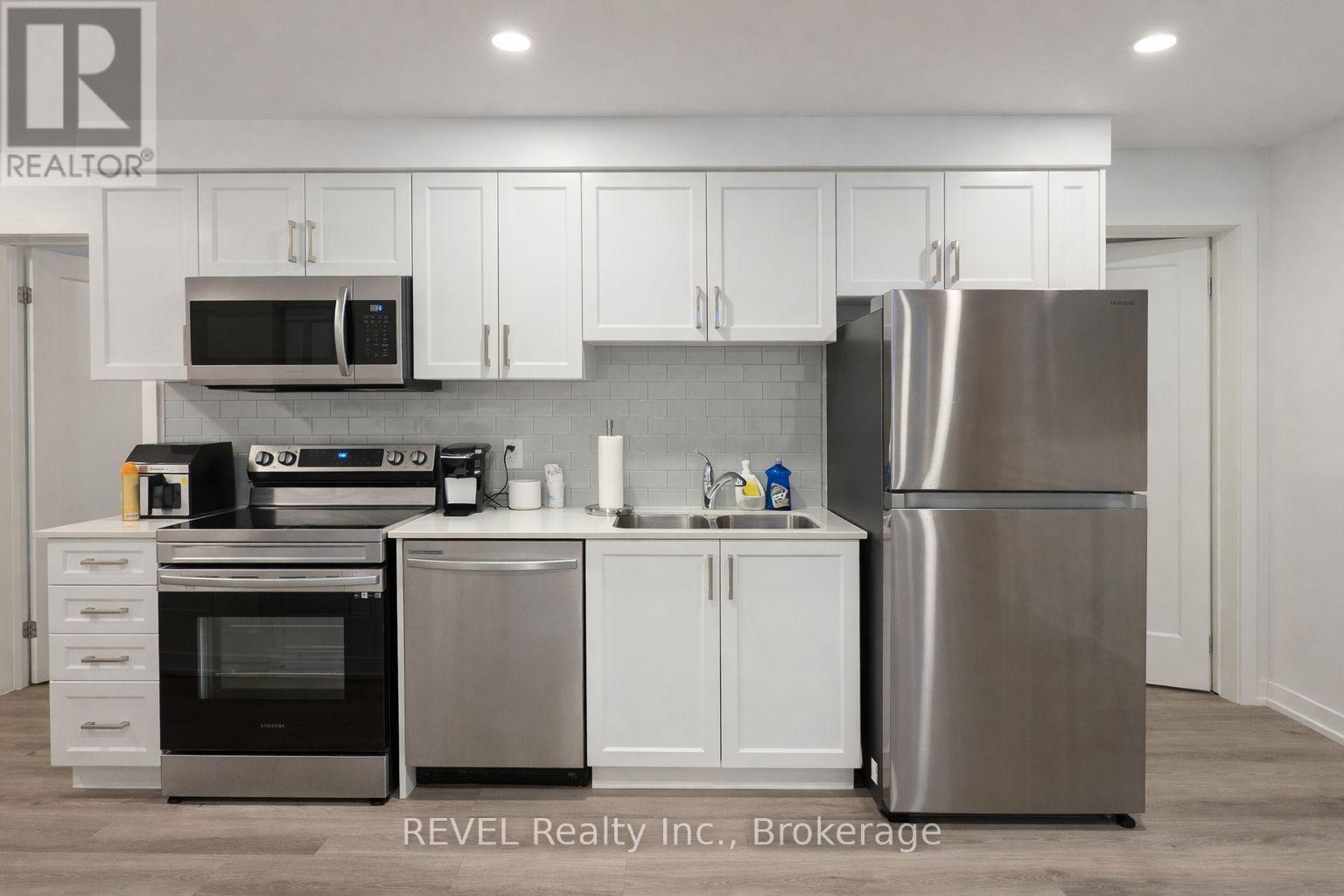 615 - 4263 Fourth Avenue, Niagara Falls, Ontario  L2E 0C2 - Photo 11 - X12715718