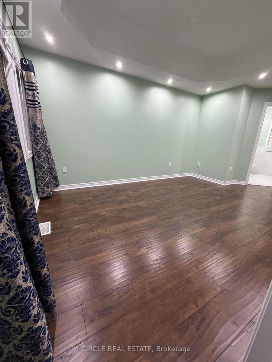 15 Tailfin Road, Brampton, Ontario  L6V 4T1 - Photo 19 - W12711872