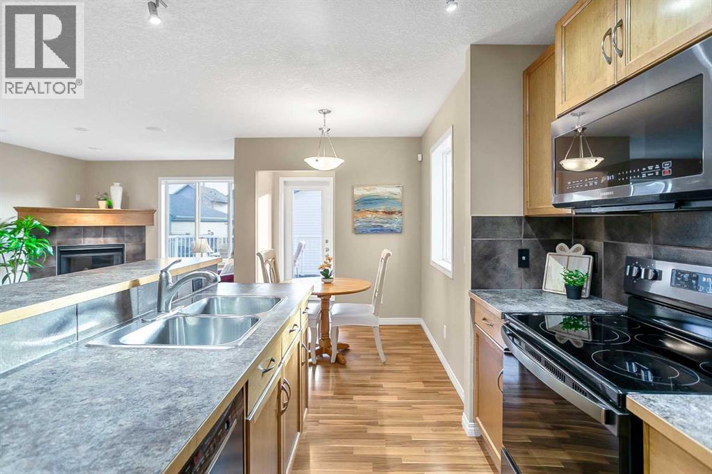 37 Silverado Saddle Avenue Sw, Calgary, Alberta  T2X 0H8 - Photo 11 - A2280364